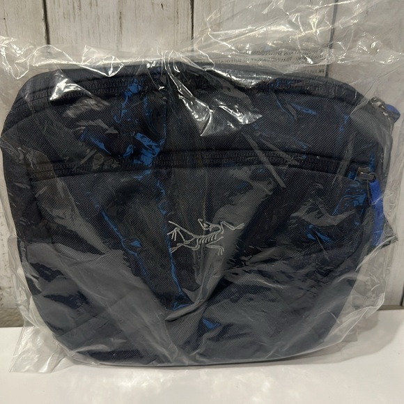 Arc’teryx MANTIS 2 WAIST PACK - Picture 5 of 6